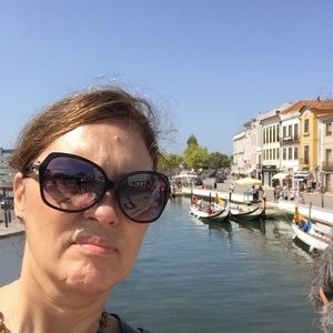 Meet your Posher, Adelaide